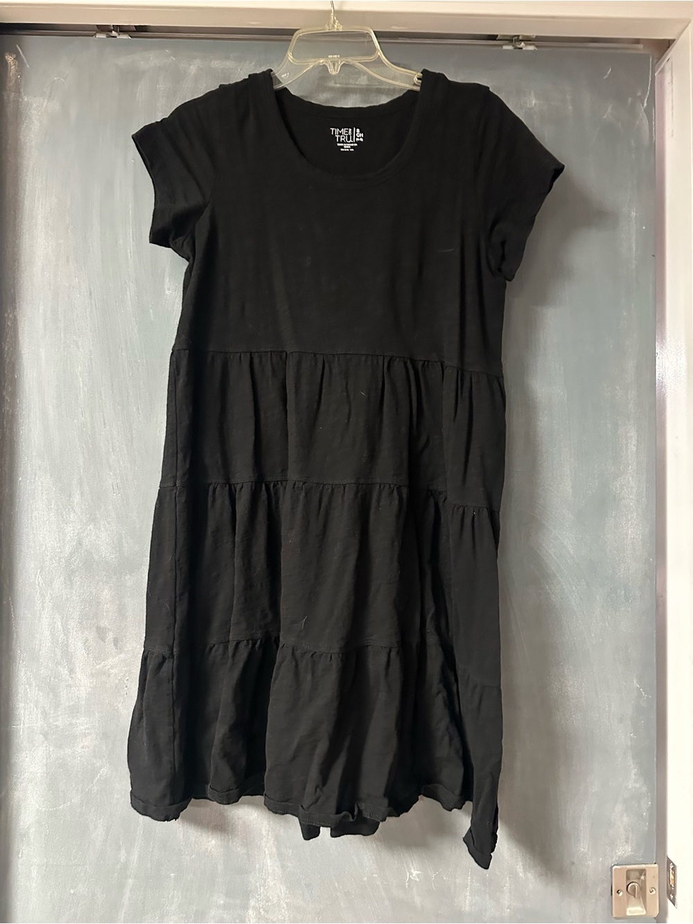 Time and Tru Black Tiered Short Sleeve Dress